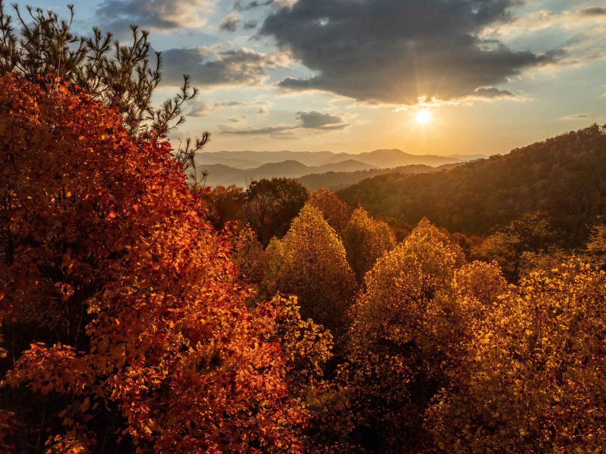 Hotel Elk & Embers Mountain Hideaway Waynesville Exteriér fotografie